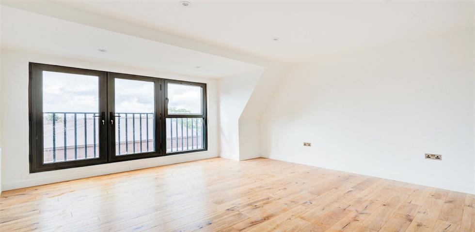 			2 Bedroom, 1 bath, 1 reception Apartment			 Oxgate Farm Works, CRICKLEWOOD